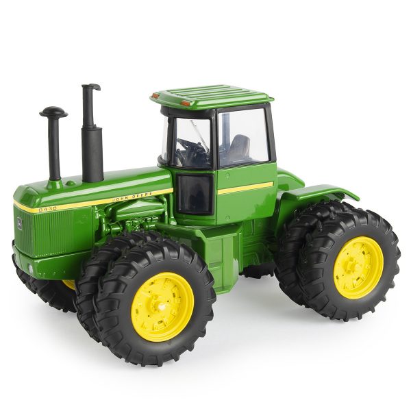 1/32 8430 4WD with Duals