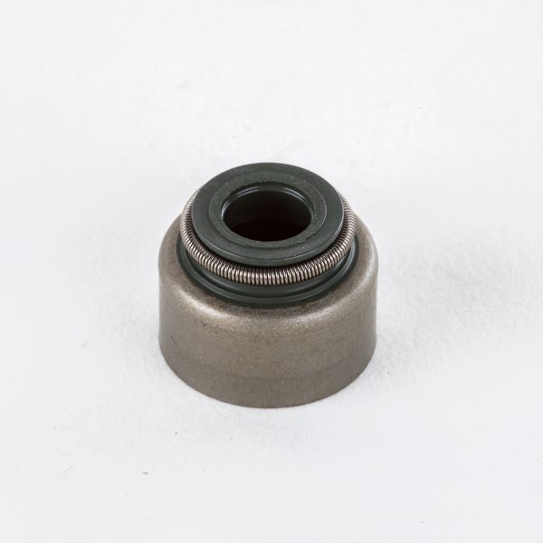Engine Cylinder Head Oil Seal For Many Kawasaki Engines