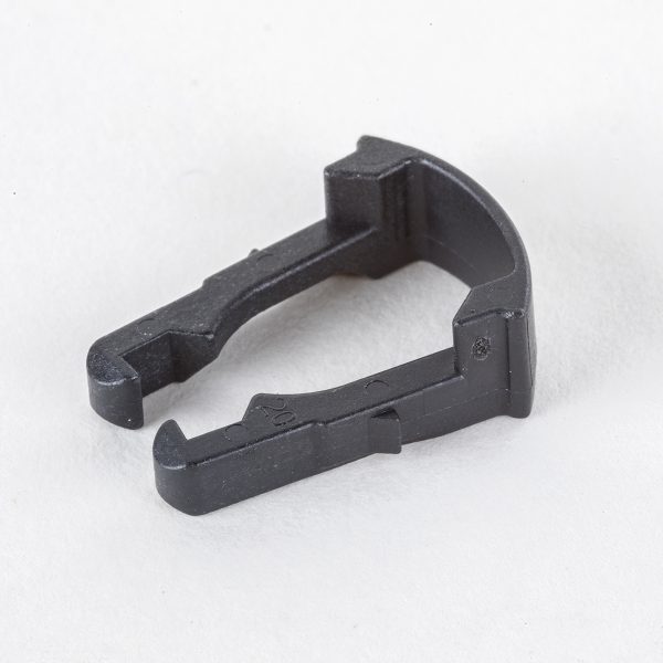 M155197: Push Quick Coupler Retainer