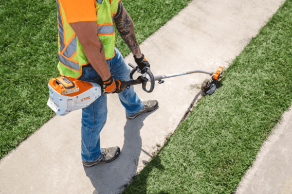 STIHL KMA 135 R KombiMotor - Image 2