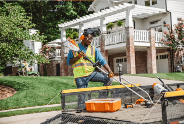 STIHL KMA 135 R KombiMotor - Image 3